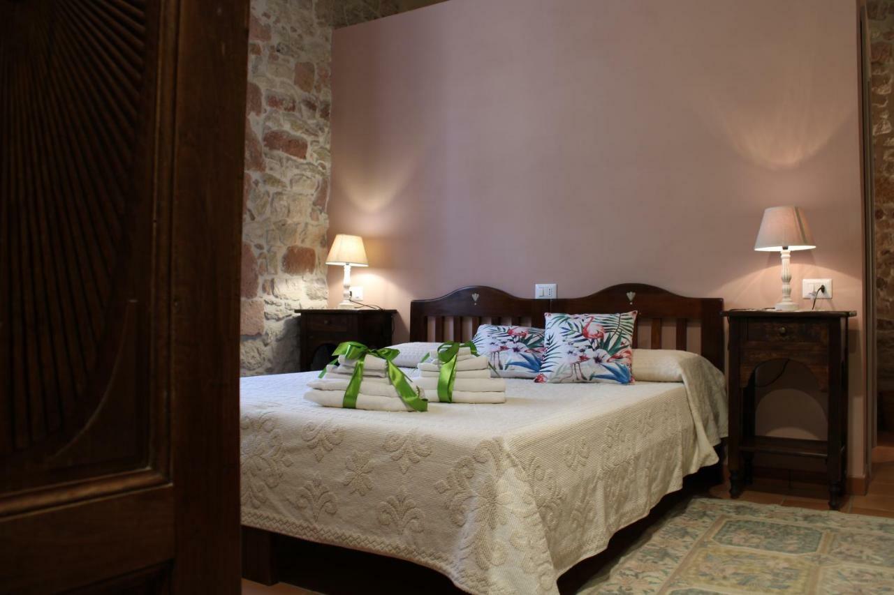 B&B S'Asilo Sardegna Banari Exterior photo